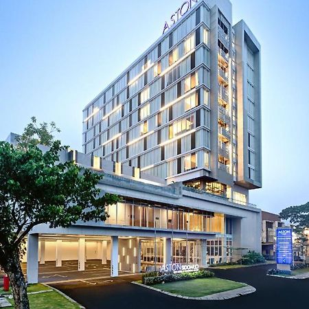 Aston Sidoarjo City Hotel & Conference Center Exterior photo