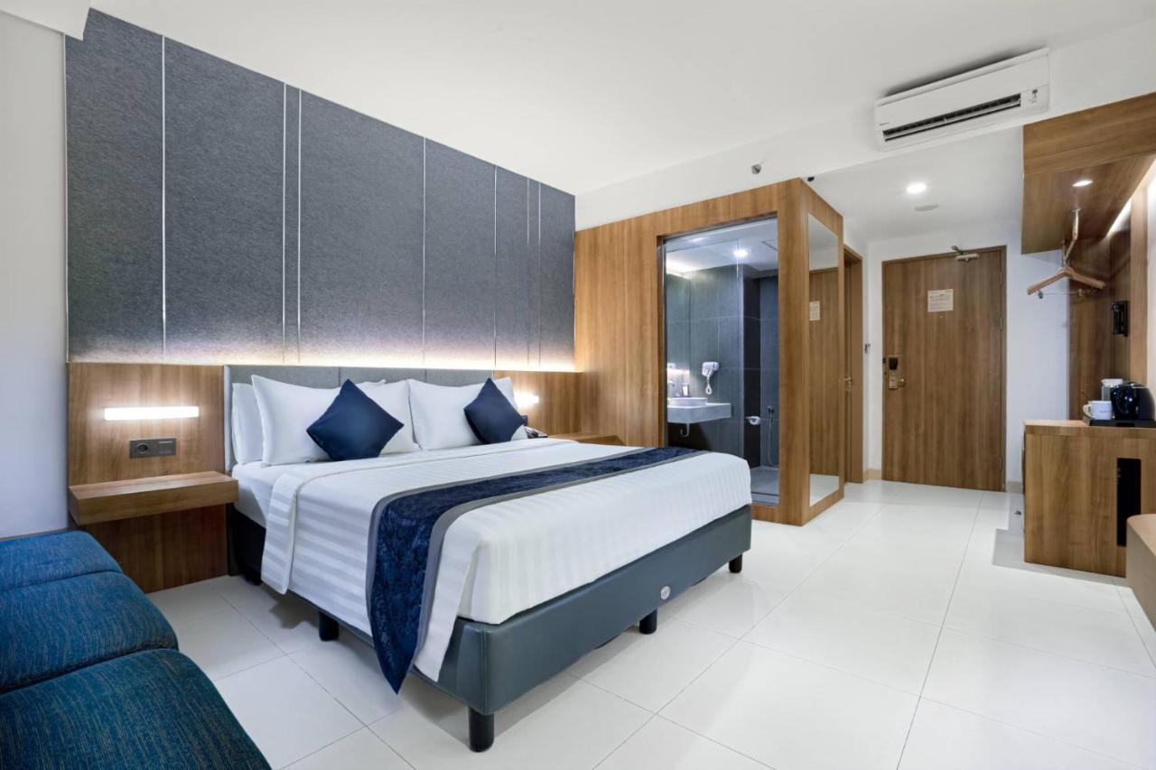 Aston Sidoarjo City Hotel & Conference Center Exterior photo